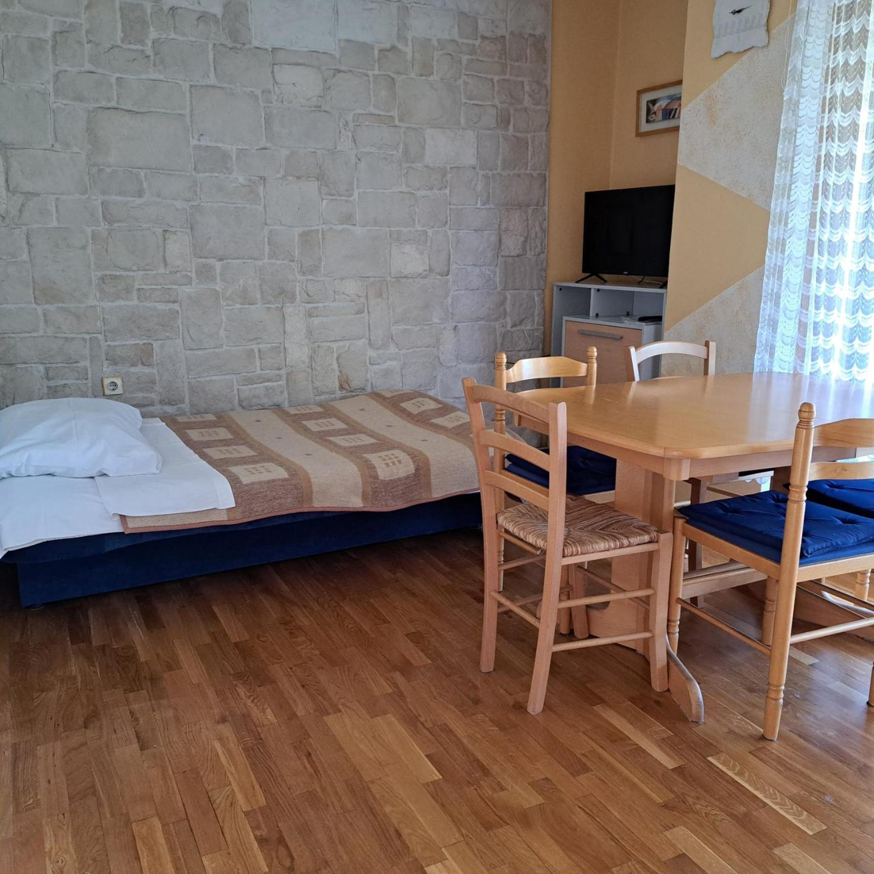 Apartments Sabina I Grapes Malinska Luaran gambar