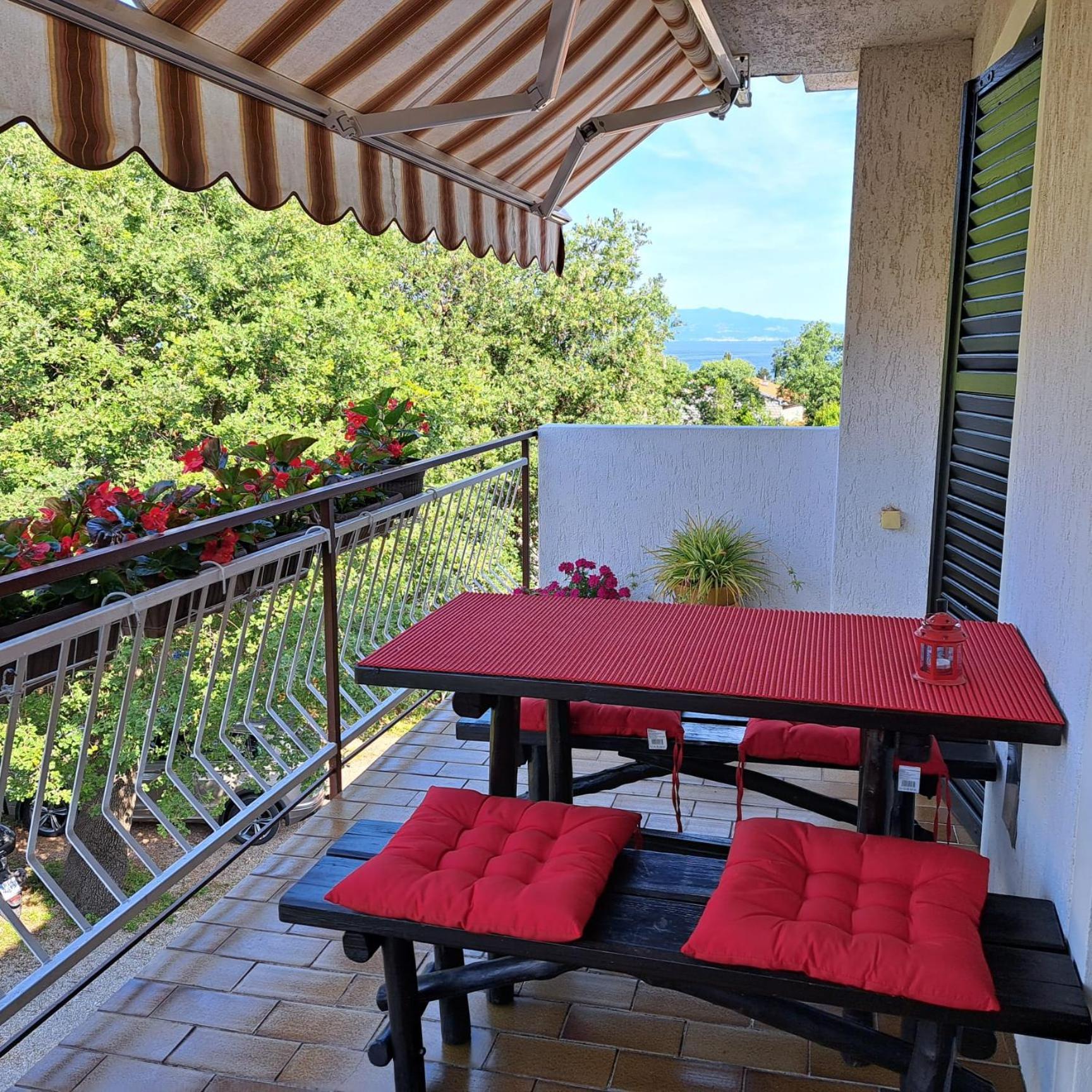 Apartments Sabina I Grapes Malinska Luaran gambar